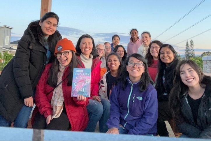 Group photo of The Gentle Readers book club at Reed’s Crossing.